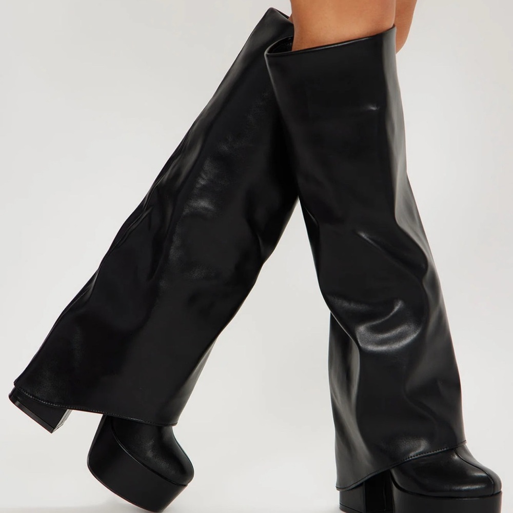 Black Knee-High Platform Boots